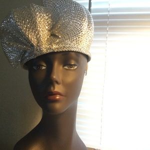 Silver mesh and fabric pillbox hat